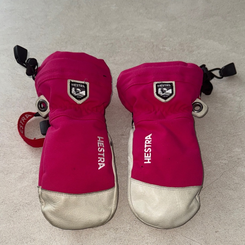 Hestra Fuchsia and Metallic Mittens size 4 kids